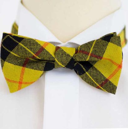 Picture of Tartan Bow Tie Pre-Tied - Featherweight