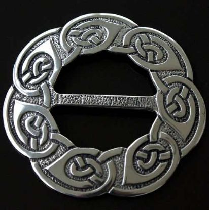 Picture of Celtic Interlace Large Tartan Scarf Ring