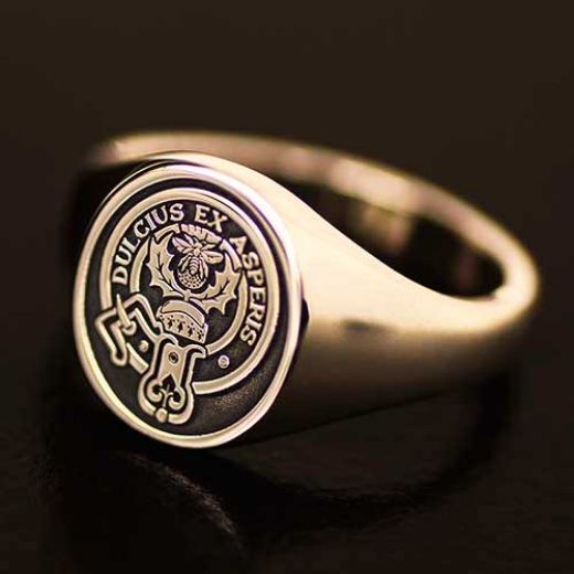 Picture of Women's Gold Clan Crest and Motto Ring